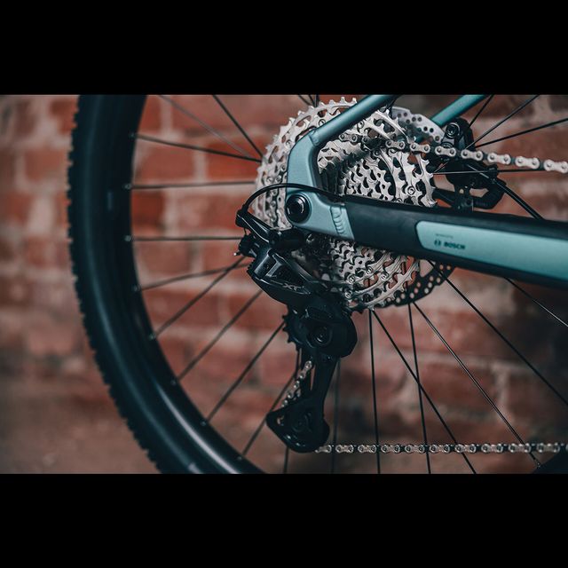 CUBE Reaction Hybrid Pro 800 2027 sähköpyörä